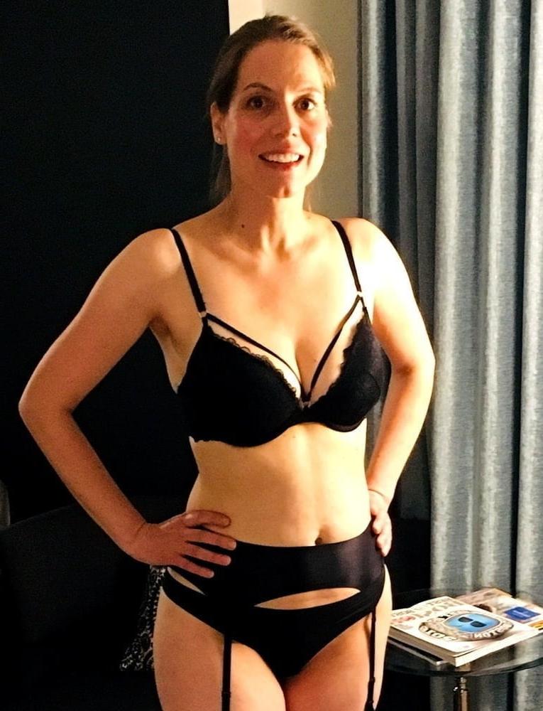 20P Doreen - web slut