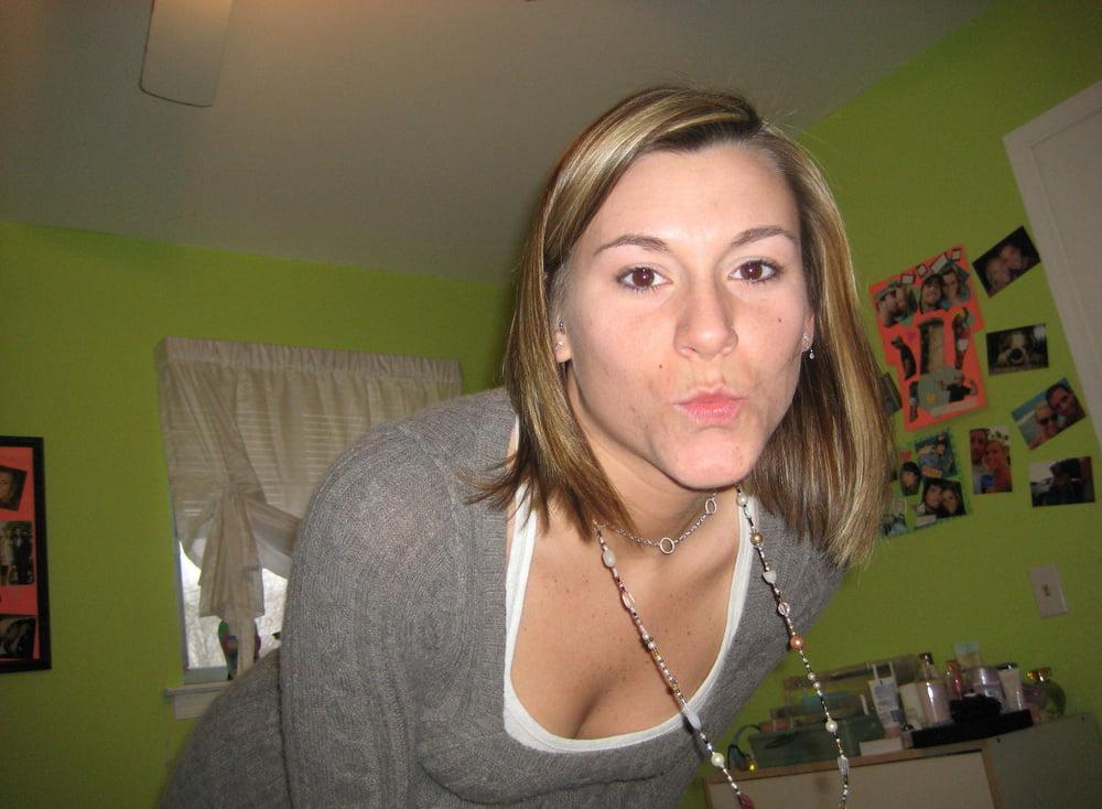 18P Sperm slut 233