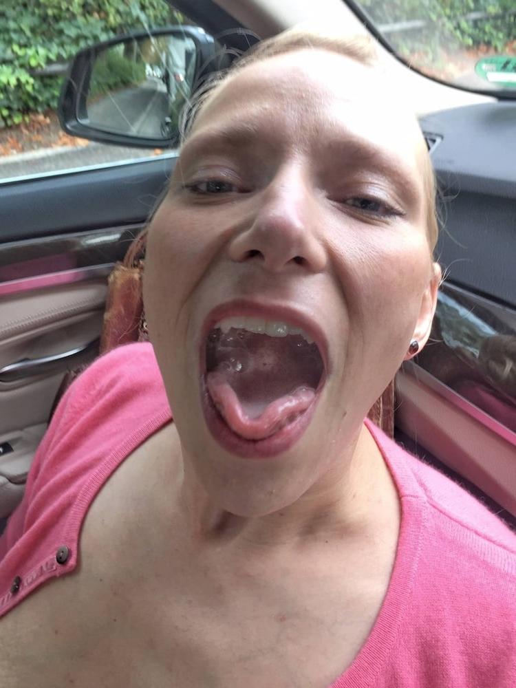 18P Sperm slut 226