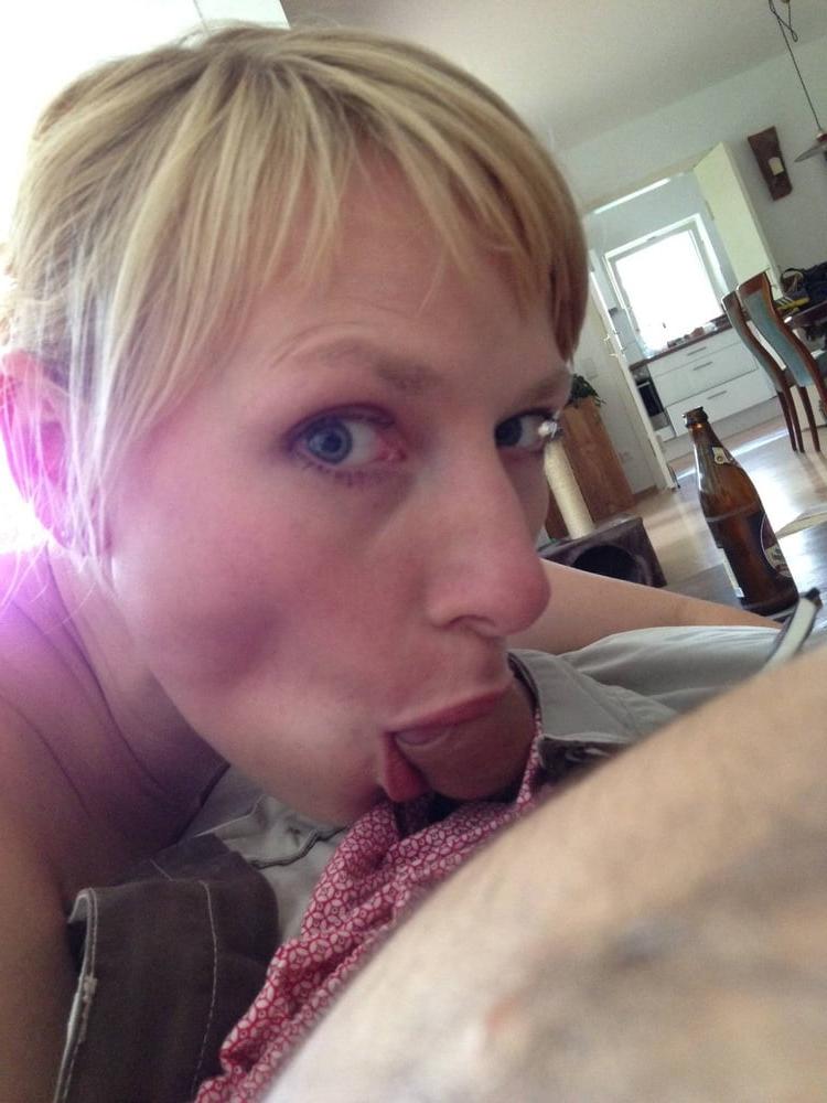 18P Sperm slut 226