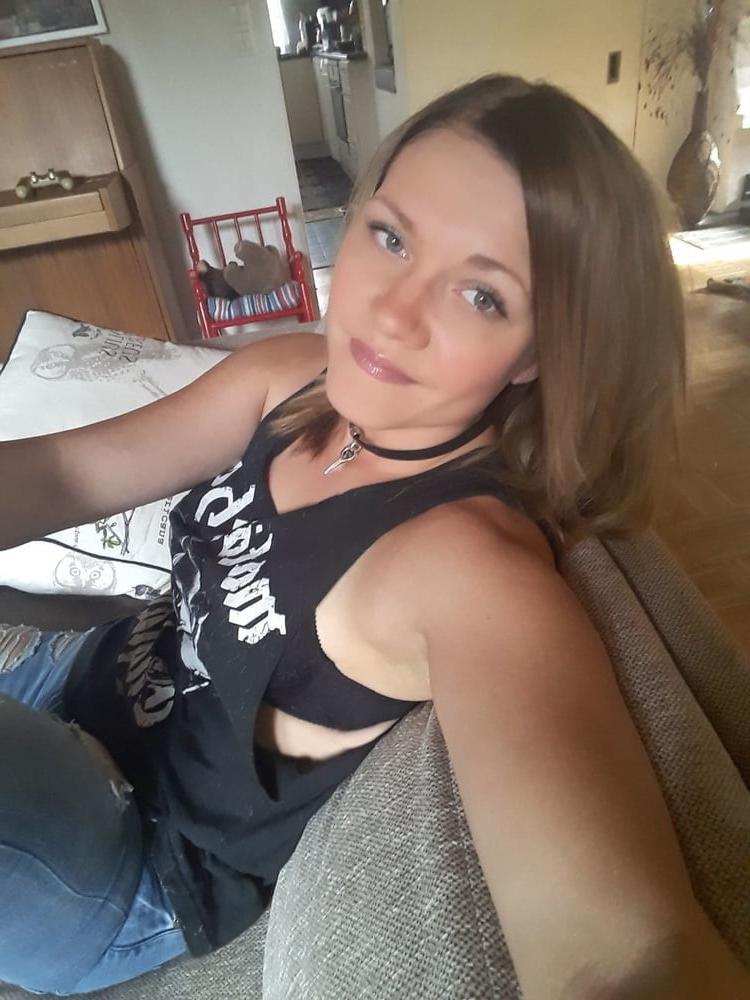 25P Sperm slut 232