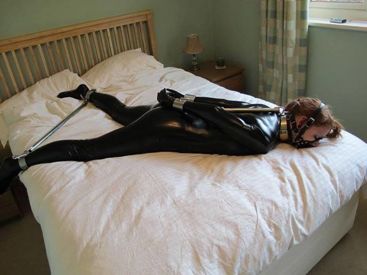25P Matures In Bondage - Again!