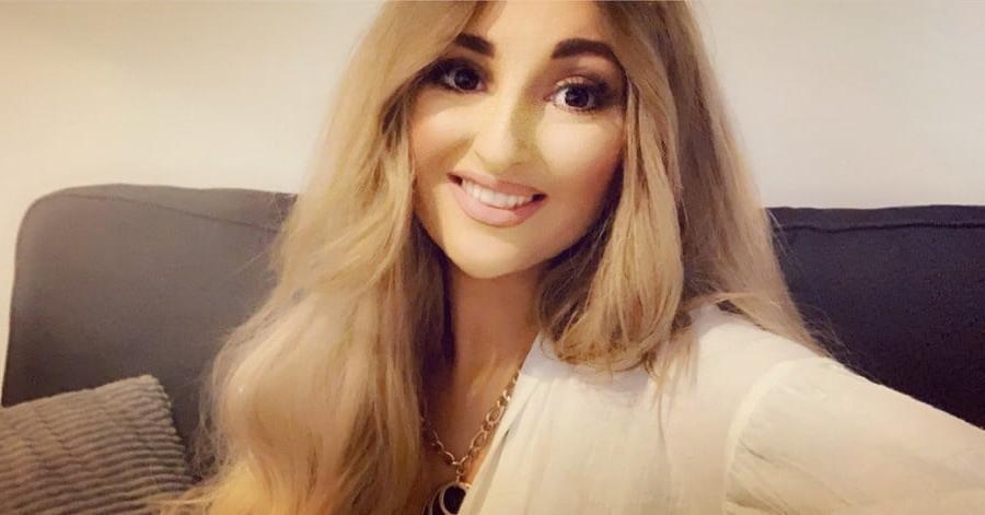 10P Sophie, sexy UK Slut