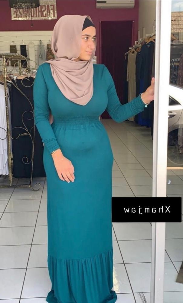 8P Big Tits Hijab Slut 5