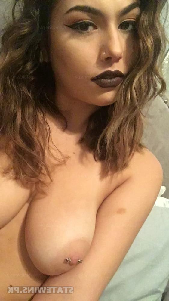 25P Briana D hot PA slut exposed