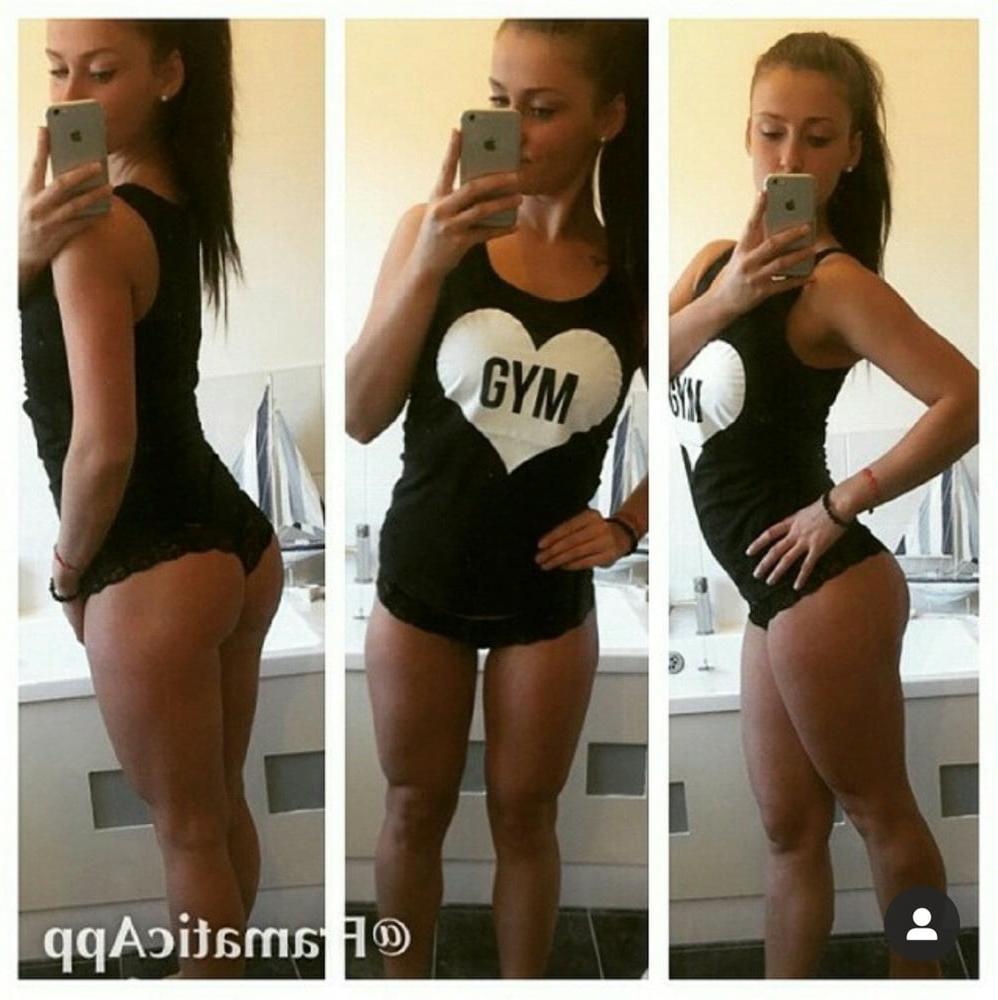 5P Sexy slut Romana, what would you do to her?