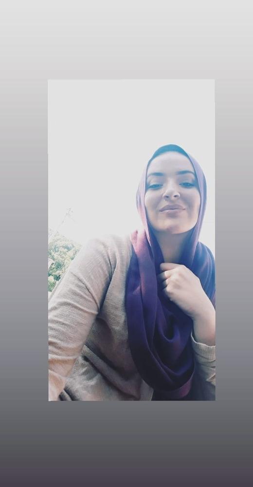 25P Bosnian Slut