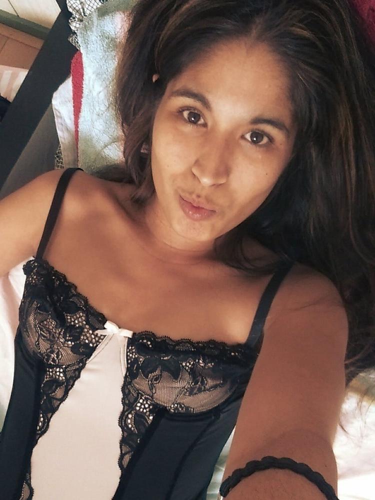 8P Hot slut 1