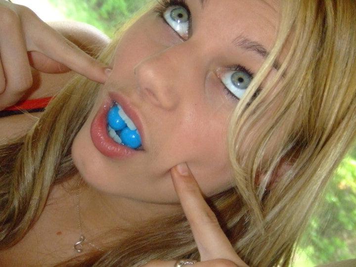 25P Slut Megan