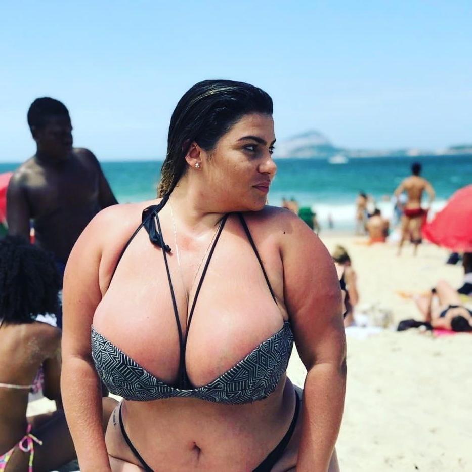 7P BUSTY BBW sex machine enjoying her SUMMER