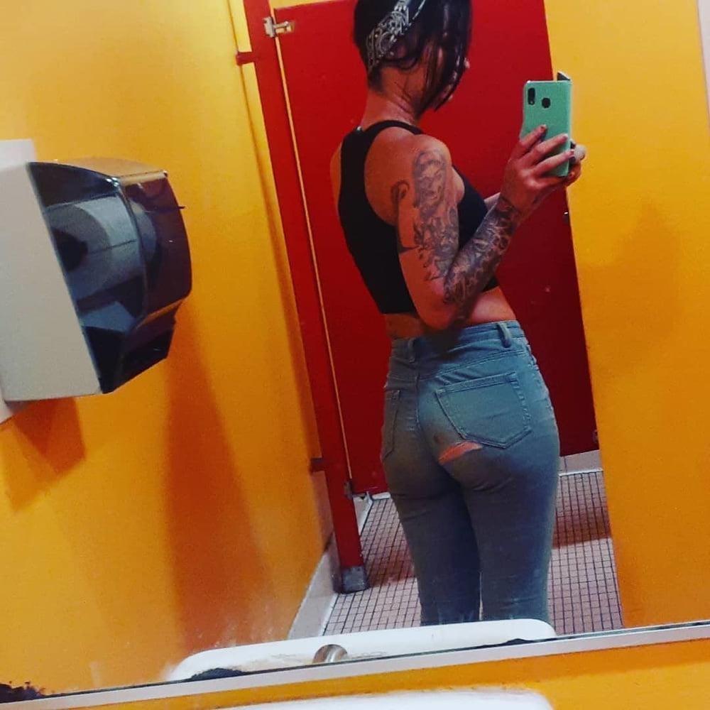 19P Sexy slut daisy