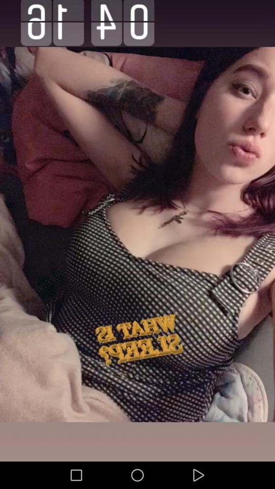25P Instagram Slut Isa