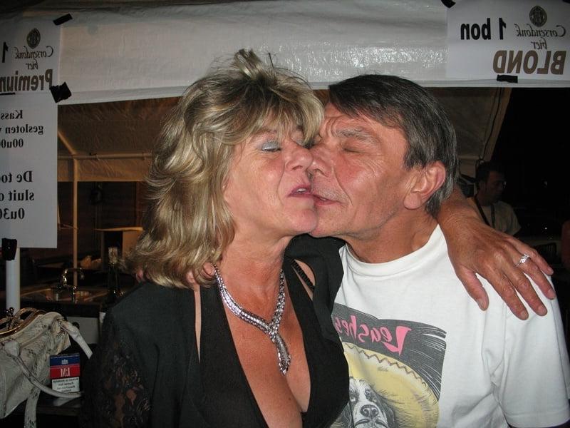 25P Mature slut from Limburg