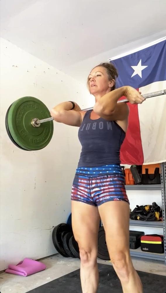 15P Texas Fitness MILF