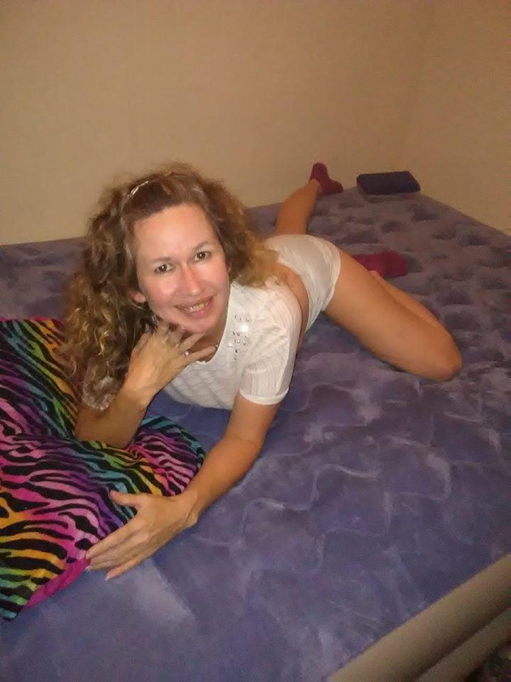 25P Mature SLUT
