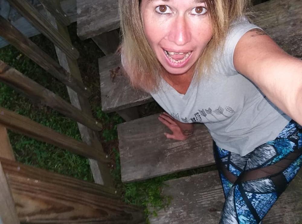 25P Mature SLUT