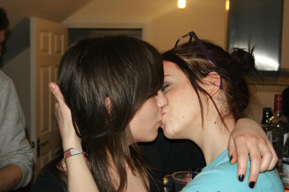 25P Helena NN Slut