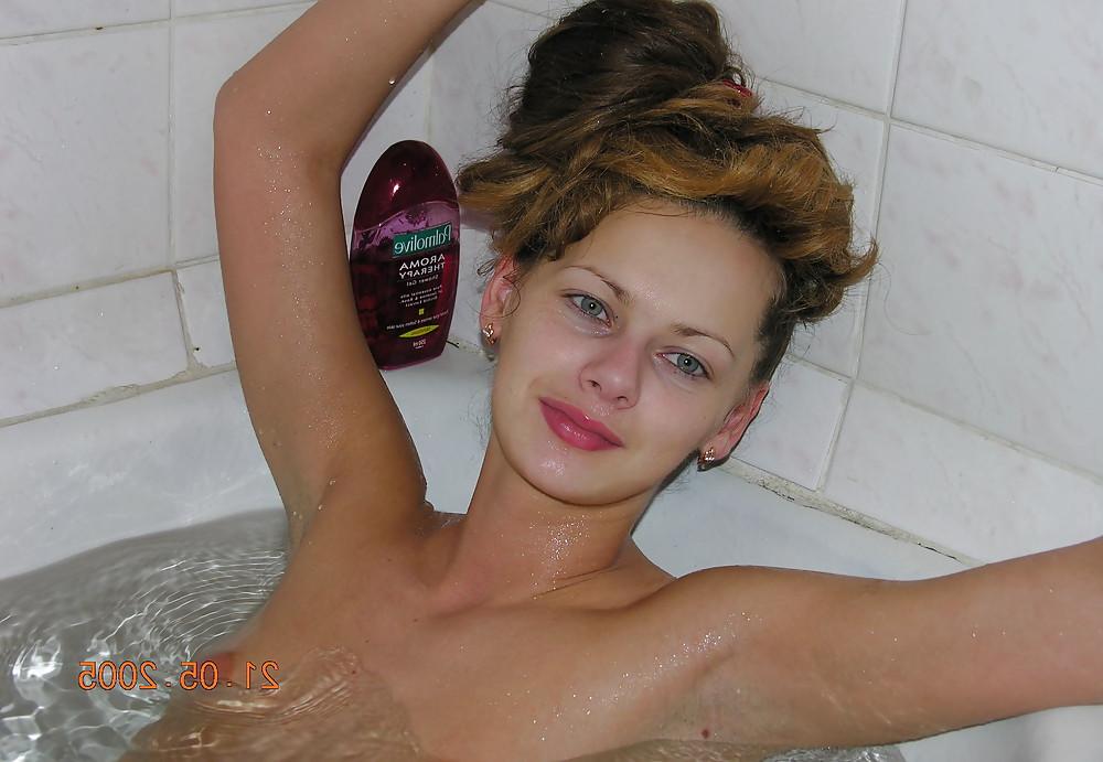 25P HOT AMATEUR TEEN 26