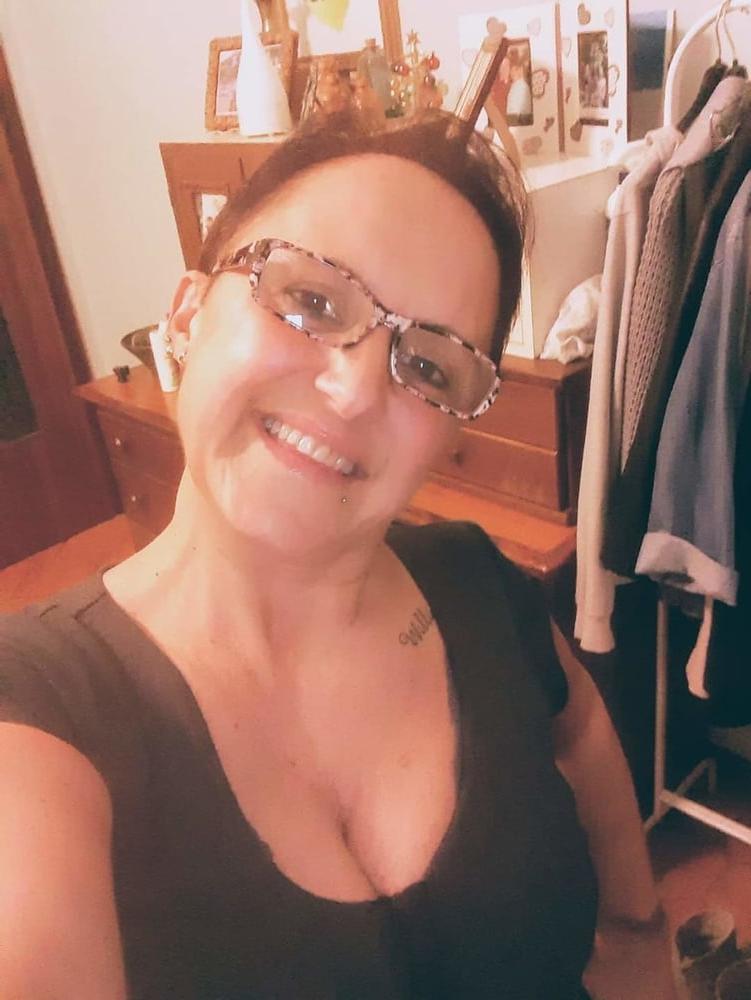 25P Milf Loredana
