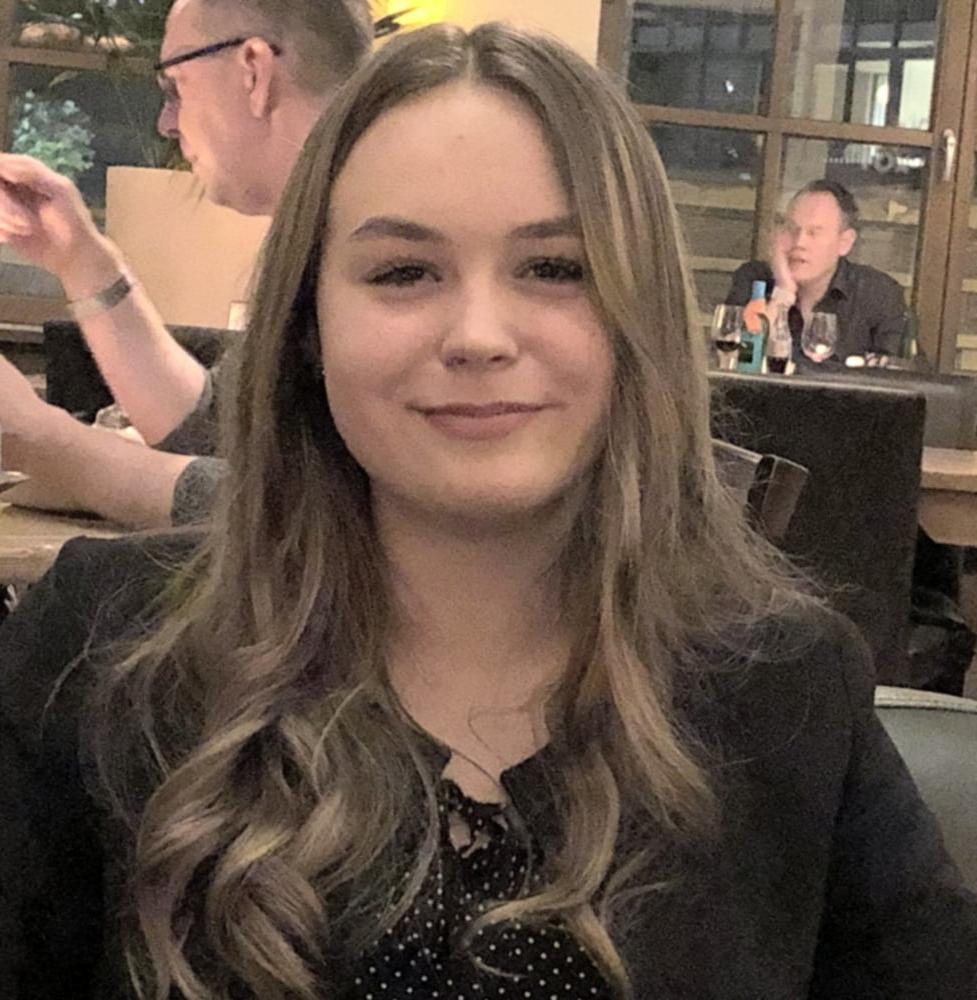 12P Slut Aileen from Germany