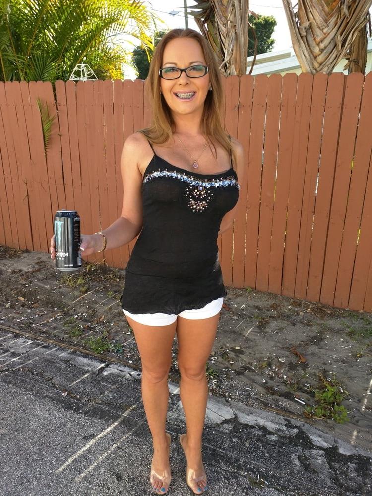25P Sexy milf