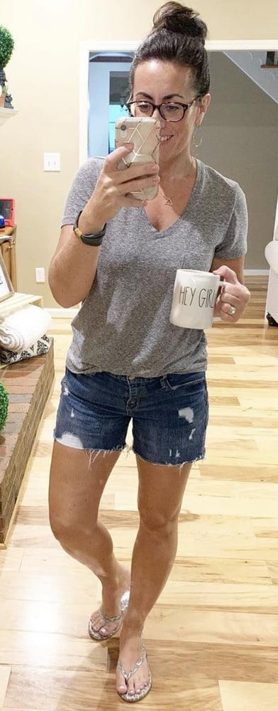 25P Milf Molly for Masturbation and Degrading