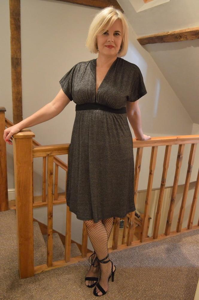 18P Rose, sexy UK MILF Slut