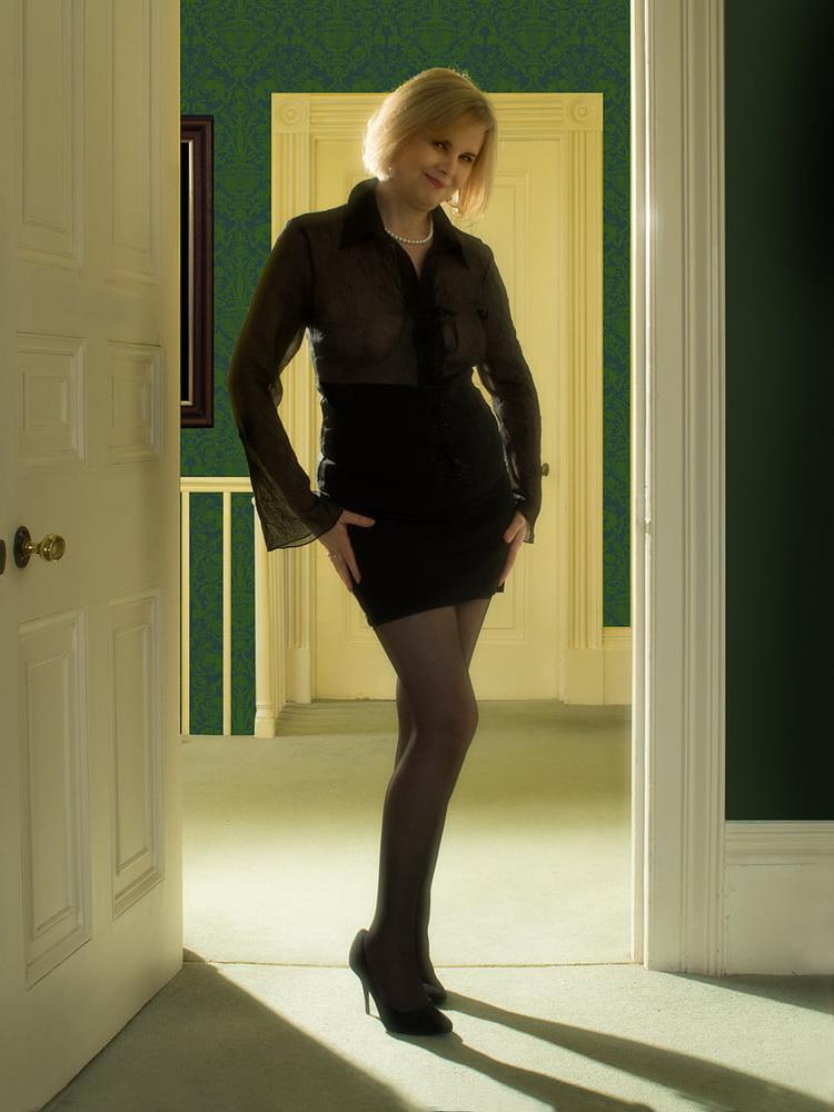 18P Rose, sexy UK MILF Slut
