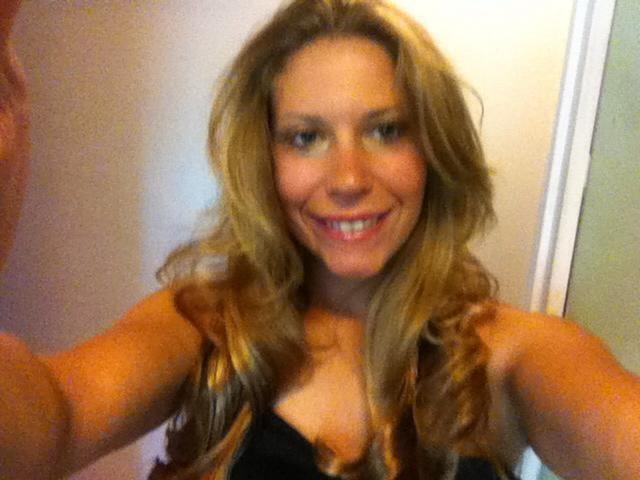 9P Kelly the cock slut