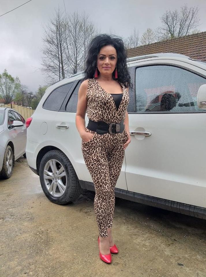 15P Milf 01