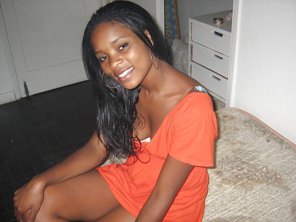 15P EBONY GIRLFRIEND