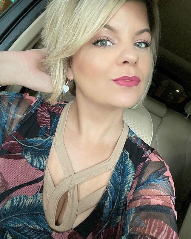 25P Famous Georgian Soccer MILF - AtlSoccerMom