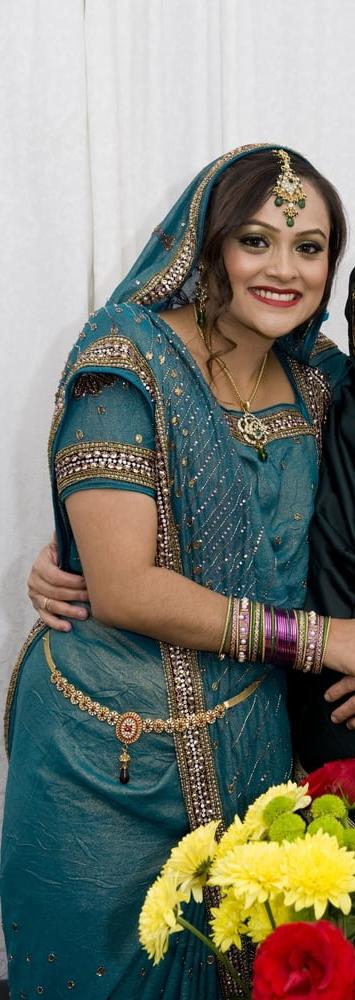 7P UK Bengali Paki Milf in Saree