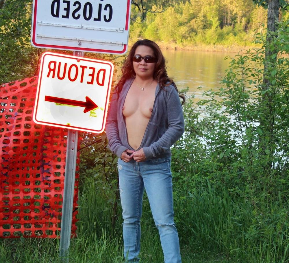 22P Slut to expose