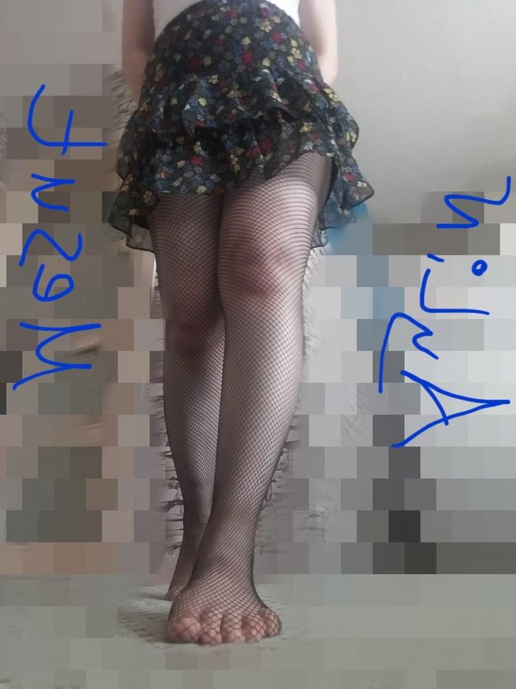 24P Turkish Upskirt Mom Aylin  Turbaned MILF