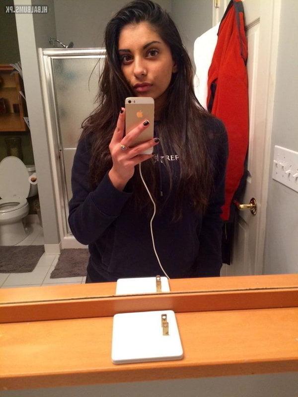 25P IM Penn State Slut exposed!