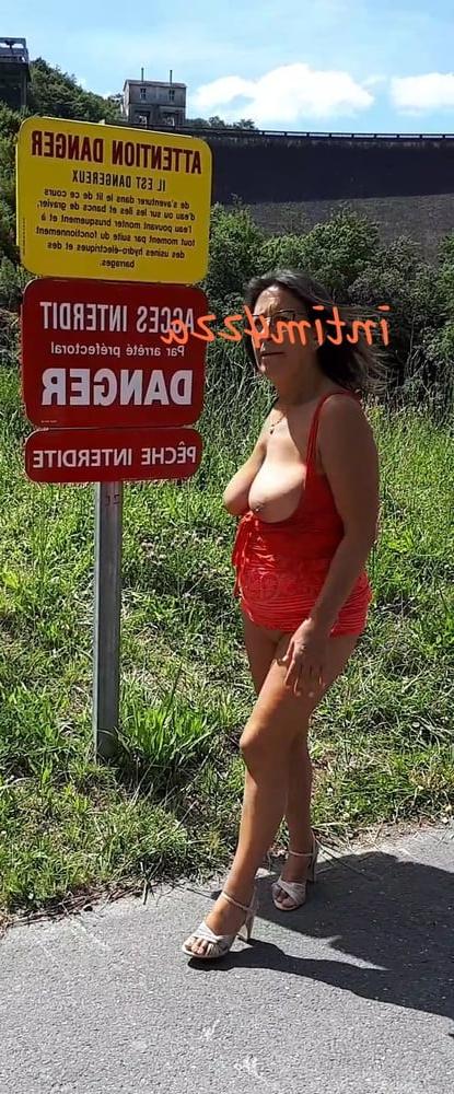 25P Noemie sexy slut