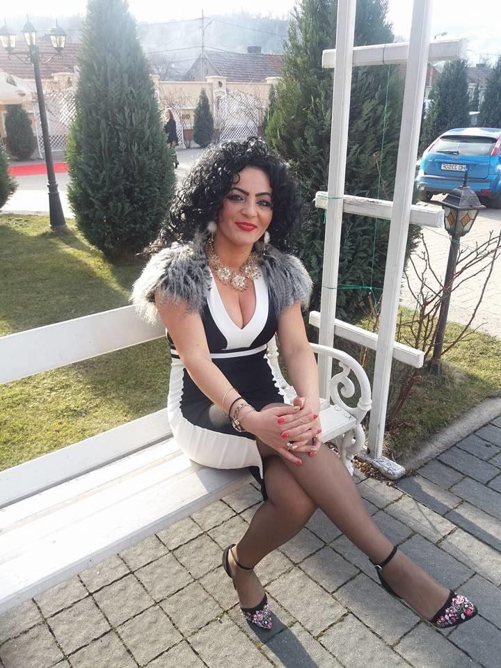 25P Milf 04