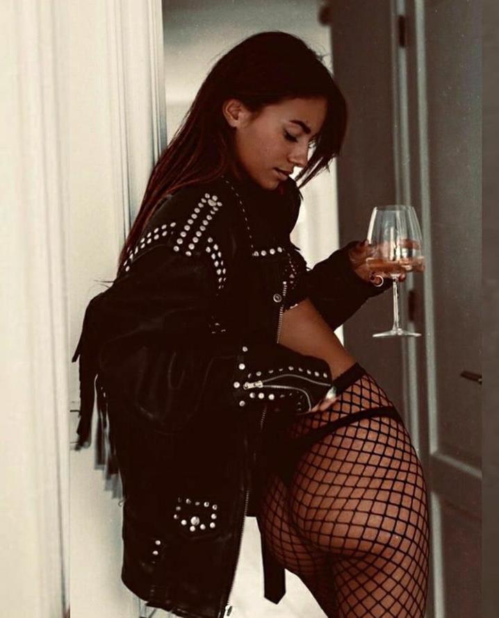 20P Instagram slut - 4