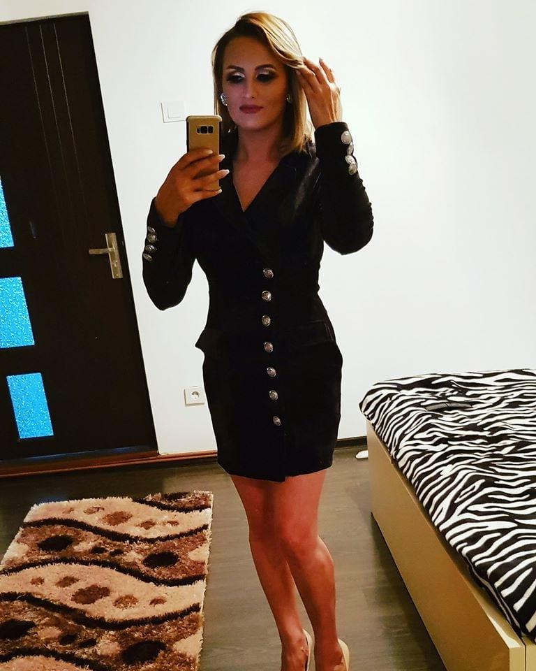 8P milf 02