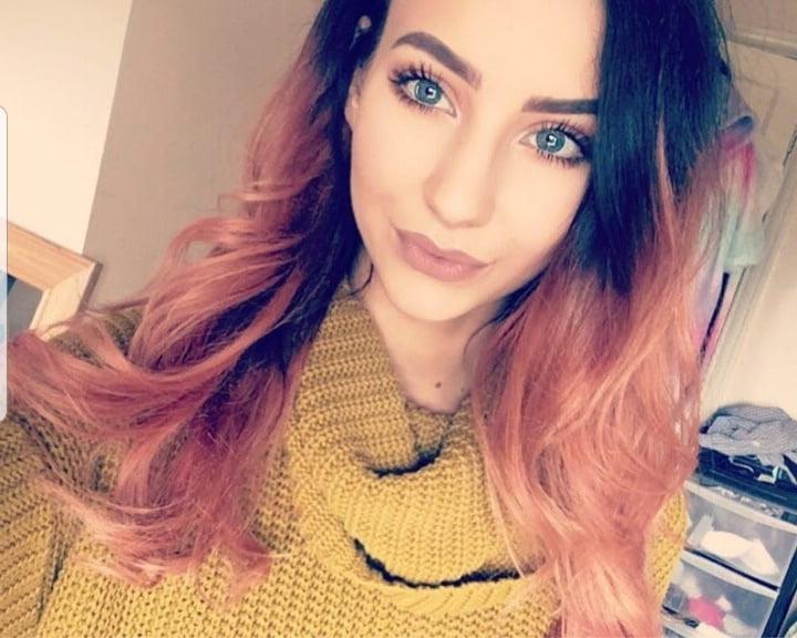 25P Amy Mellor Facebook slut
