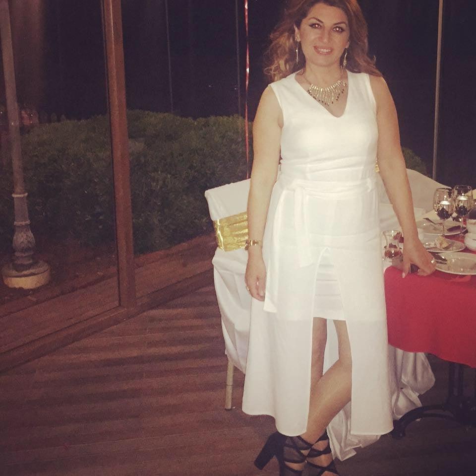 20P Turkish Sexy Mom MILF Gamze