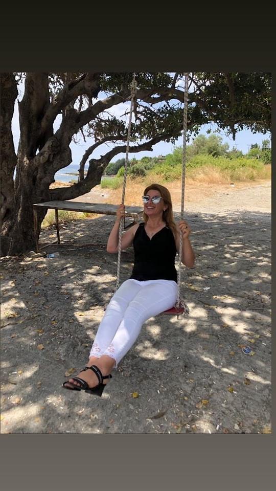 20P Turkish Sexy Mom MILF Gamze