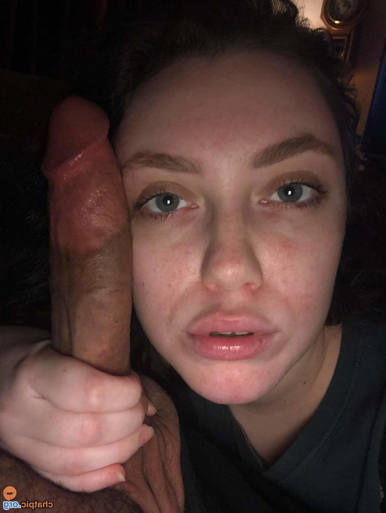 25P exposed amateur slut