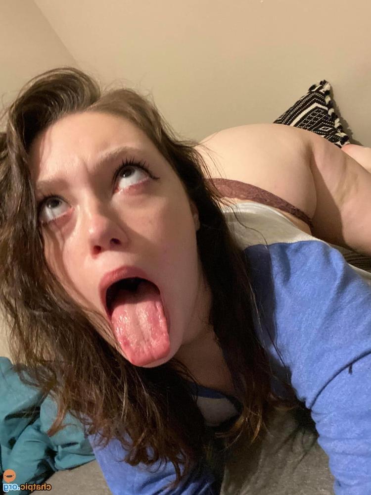 25P exposed amateur slut