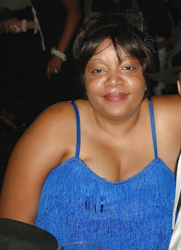 20P Sexy Ebony housewives