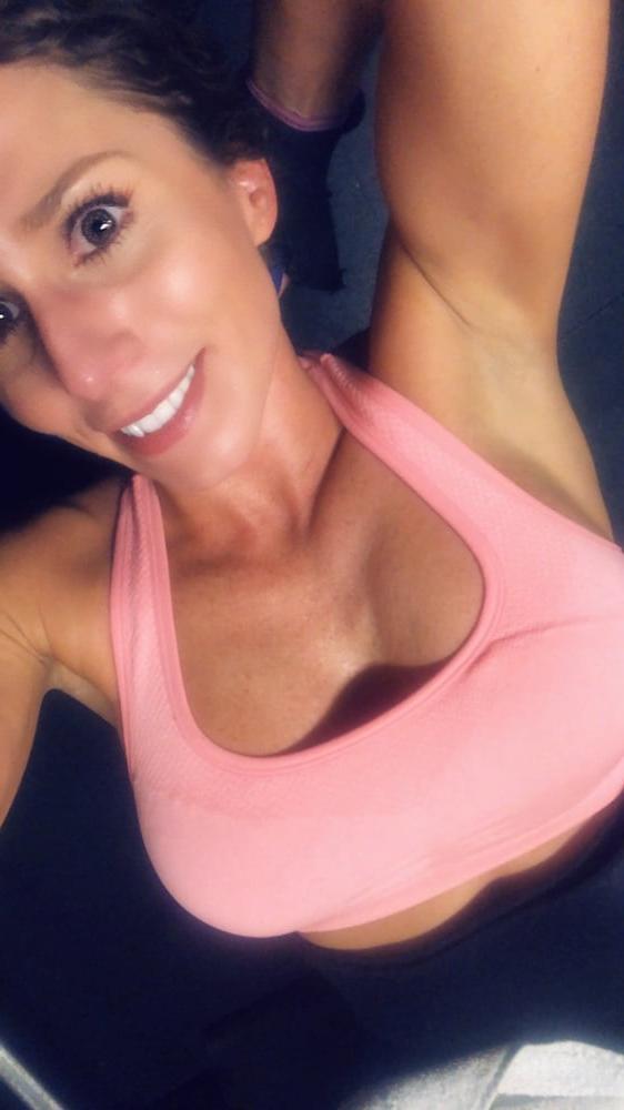 25P MILF zone 8