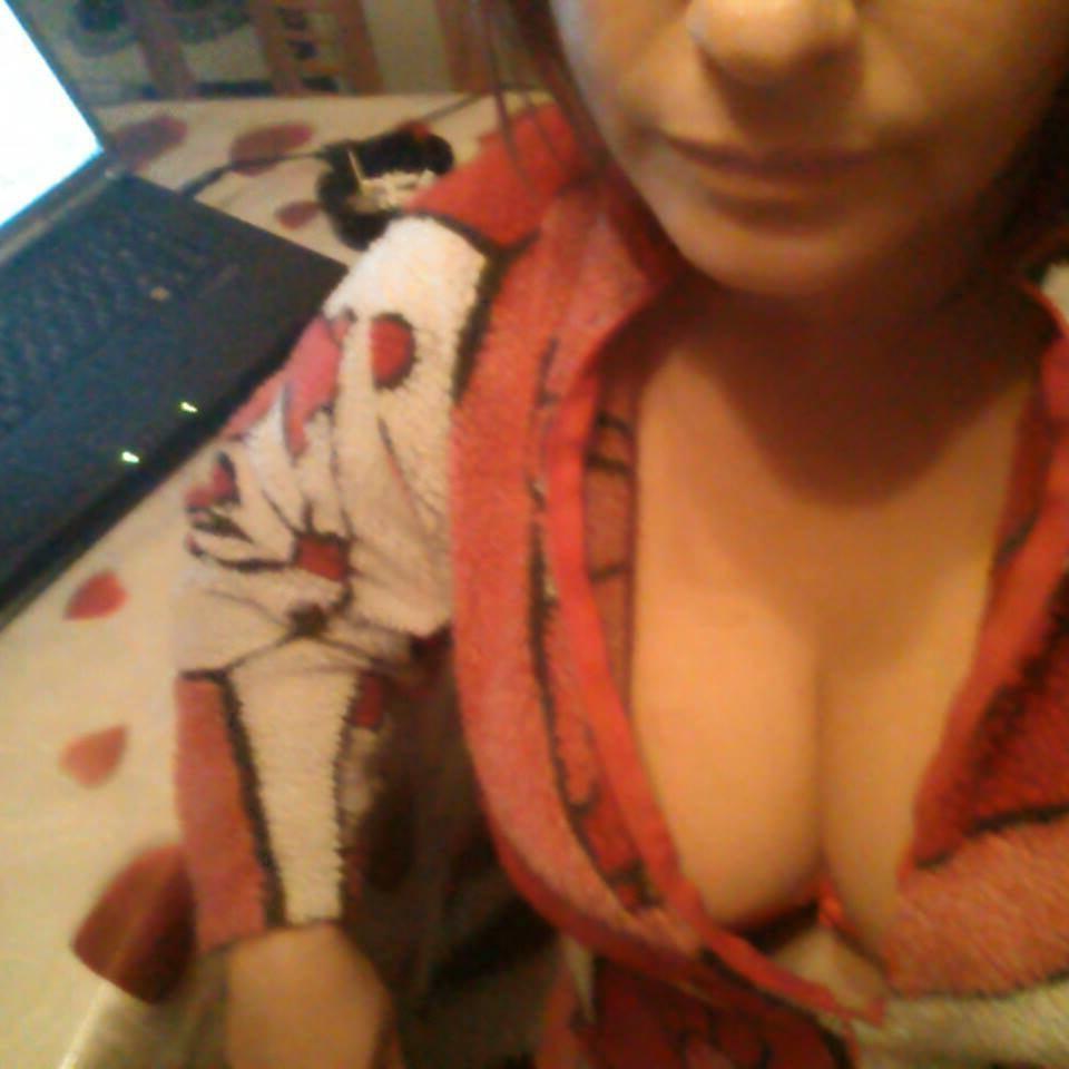 25P Greek Sexy Milf with big Tits taken from facebook