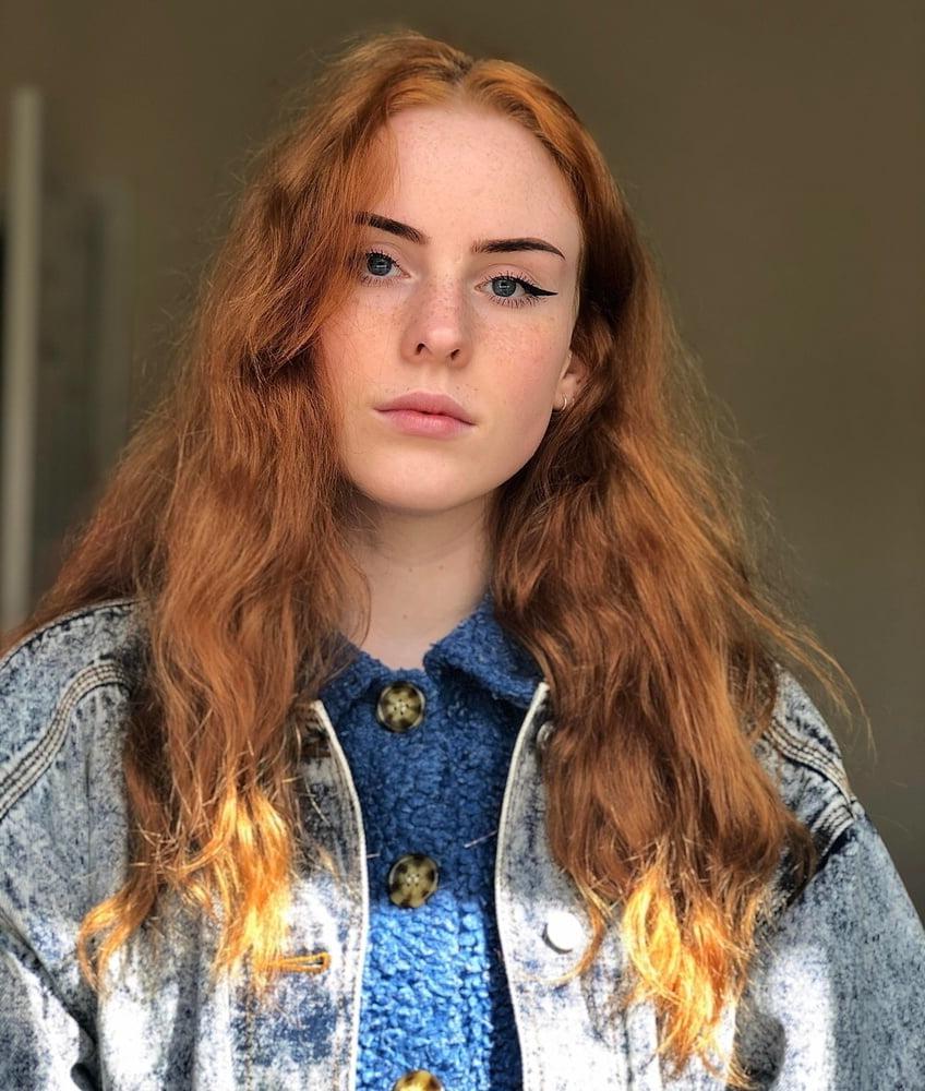 14P Nice redhead slut