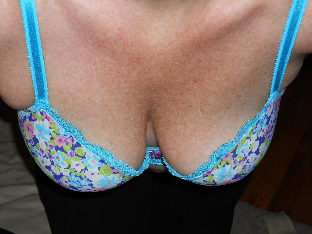 25P Kirsten Slut MILF Exposed